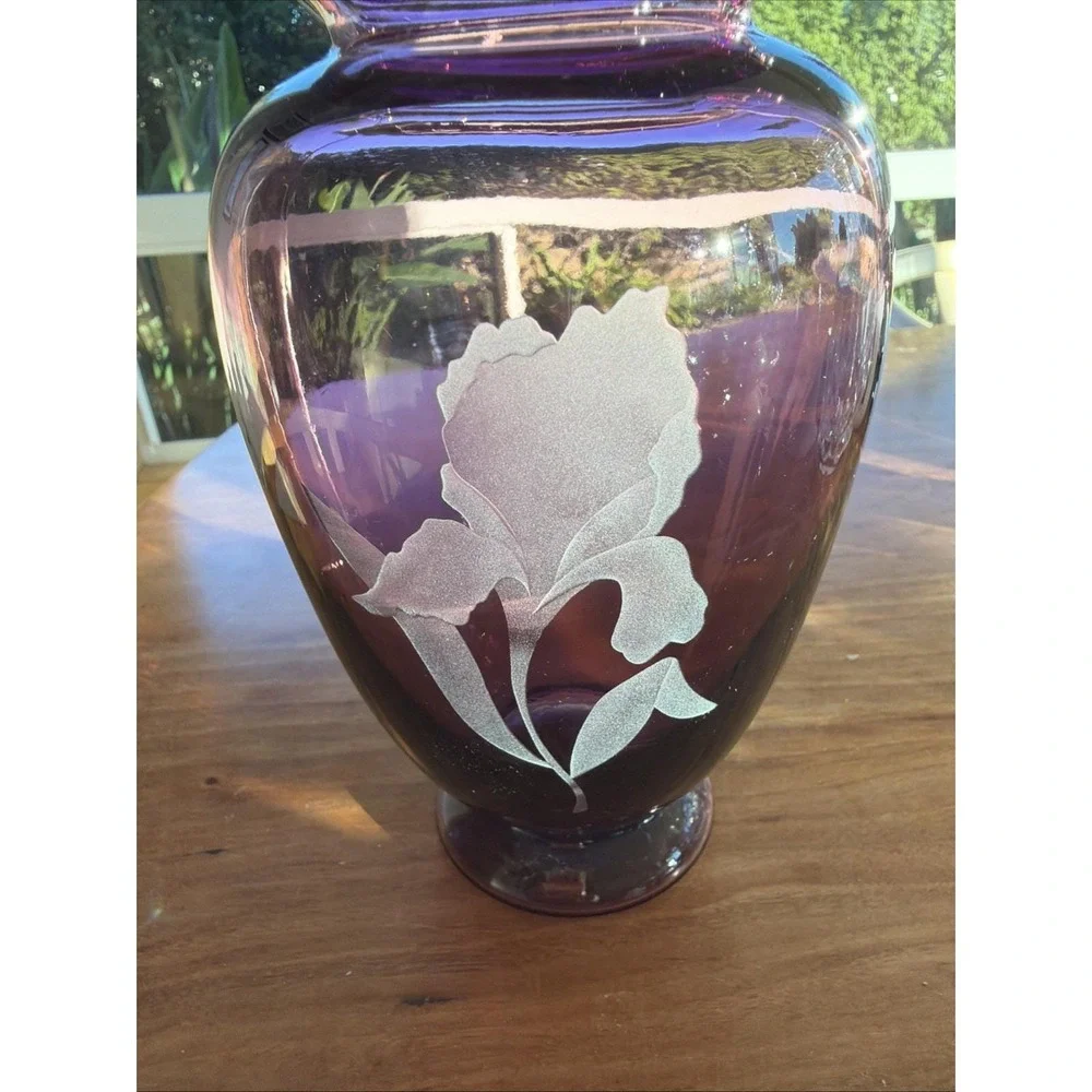 Signed Paul Jones Amethyst‎ Art Studio Glass Vase Acid Etched Iris Fenton 7
